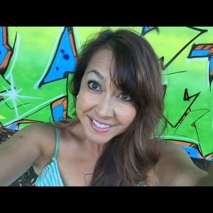 Meet your Posher, Cindy